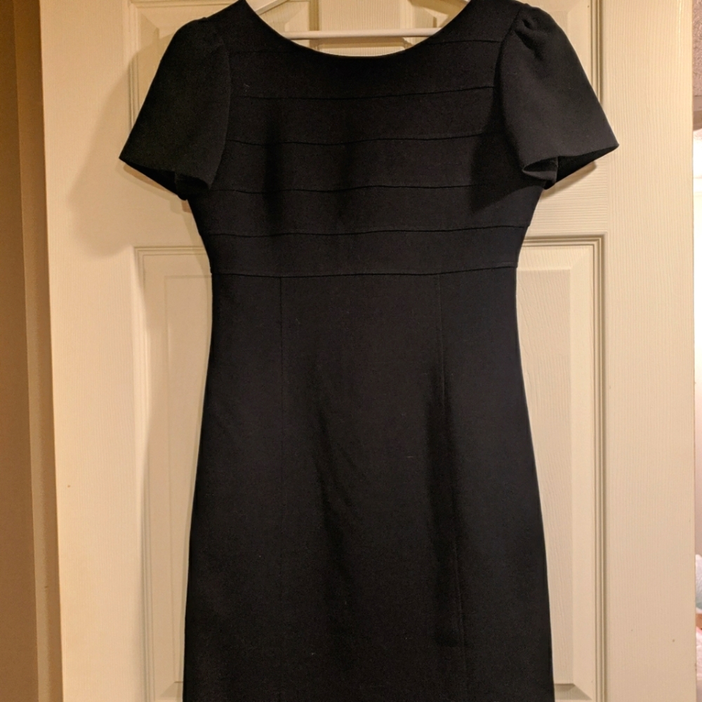 Tahari Short Sleeve Black Dress